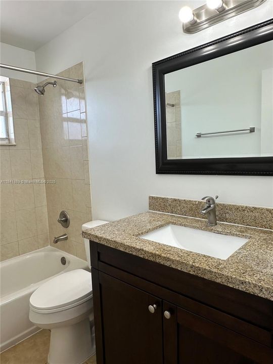 最近租的: $1,995 (2 贝兹, 1 浴室, 0 平方英尺)