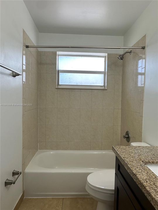 最近租的: $1,995 (2 贝兹, 1 浴室, 0 平方英尺)