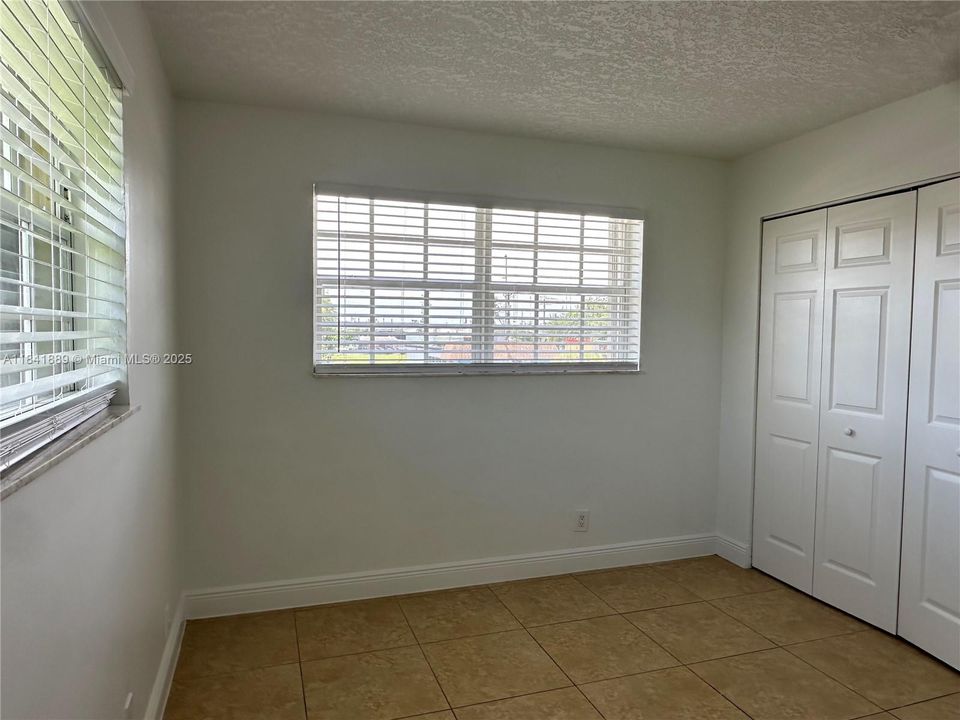 最近租的: $1,995 (2 贝兹, 1 浴室, 0 平方英尺)