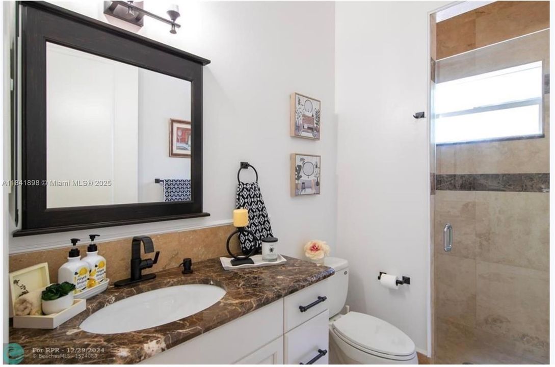 Active With Contract: $2,199,900 (4 beds, 4 baths, 4212 Square Feet)