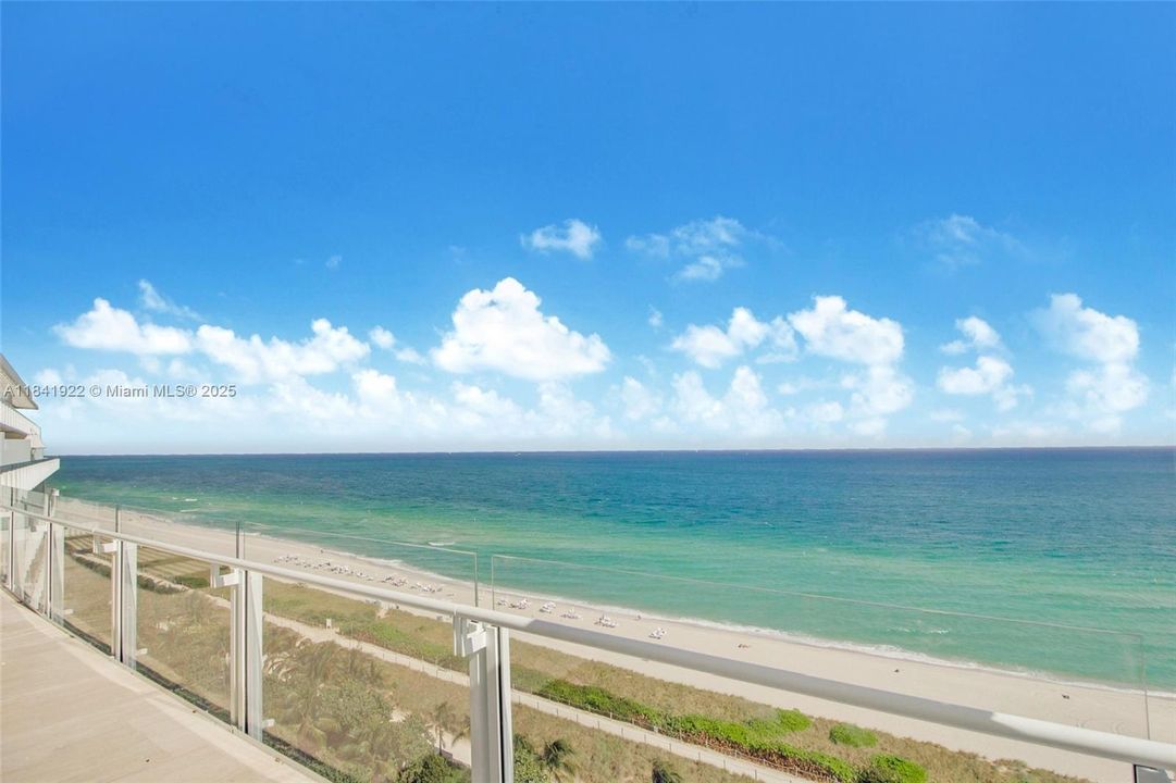 Vendido Recientemente: $38,200,000 (5 camas, 8 baños, 5675 Pies cuadrados)