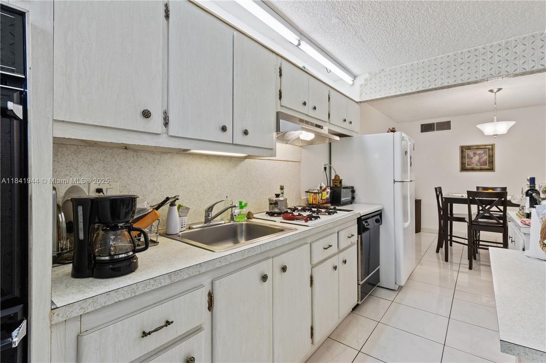 En Venta: $130,000 (1 camas, 1 baños, 752 Pies cuadrados)