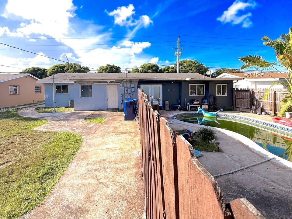 На продажу: $750,000 (0 спален, 0 ванн, 0 Квадратных фут)