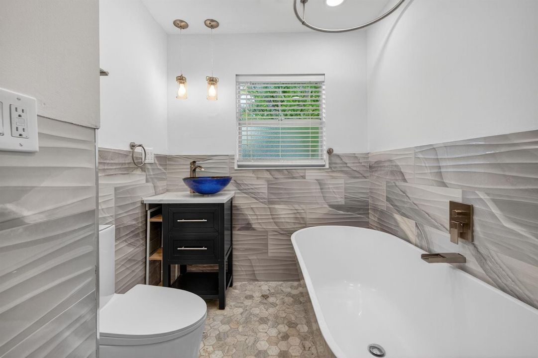 2nd Full Bathroom features a soaking tub