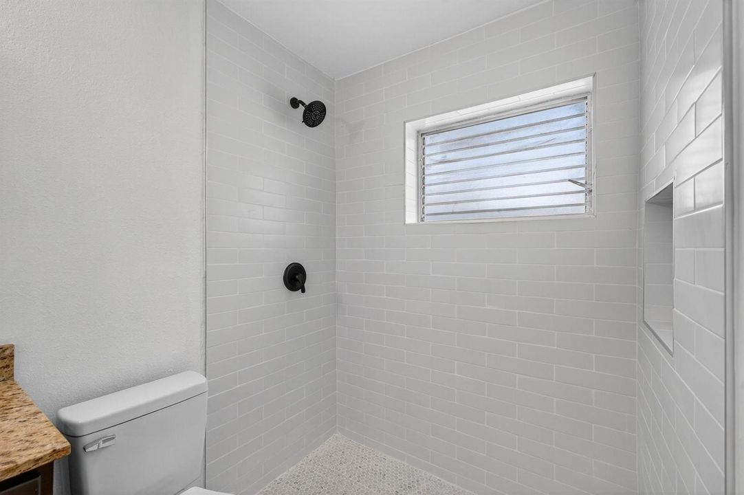 Primary En-Suite Bathroom