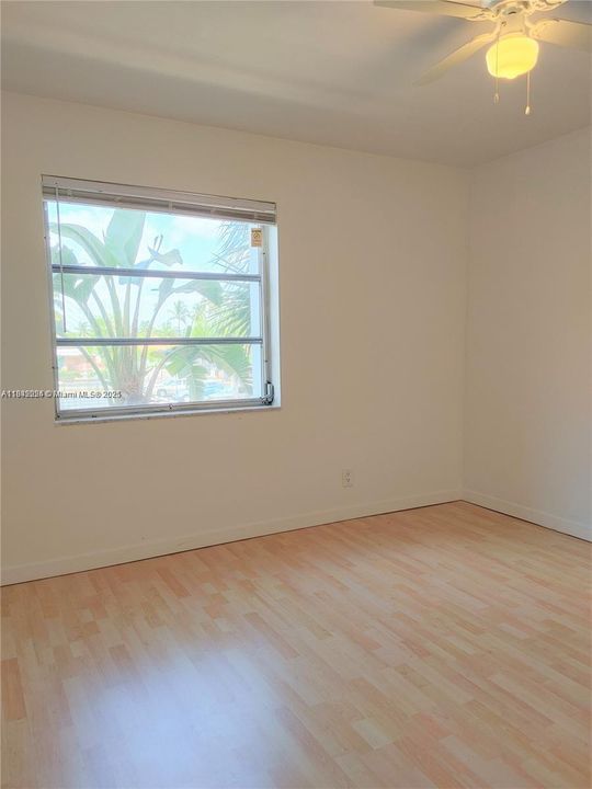 En Venta: $235,000 (2 camas, 1 baños, 850 Pies cuadrados)