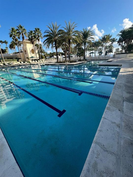 Недавно продано: $2,999,900 (3 спален, 4 ванн, 3112 Квадратных фут)