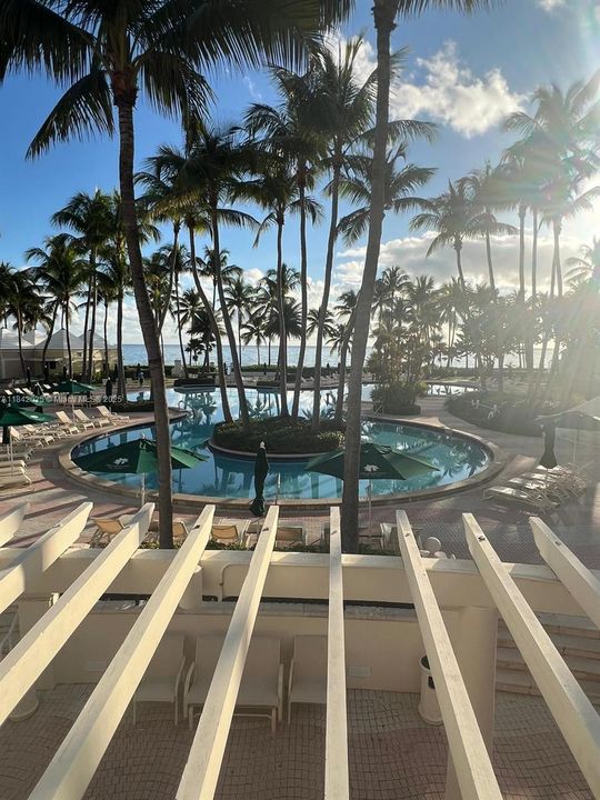 Недавно продано: $2,999,900 (3 спален, 4 ванн, 3112 Квадратных фут)