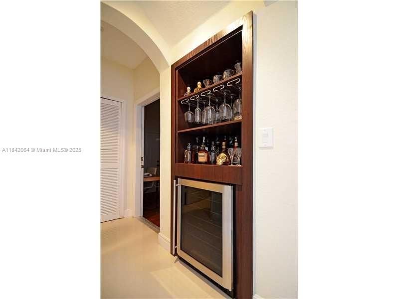 Recently Rented: $5,500 (4 beds, 3 baths, 2830 Square Feet)