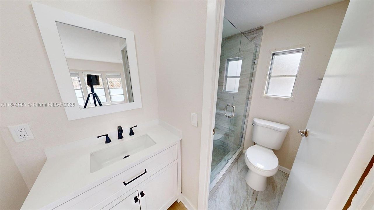 最近租的: $3,000 (2 贝兹, 2 浴室, 0 平方英尺)