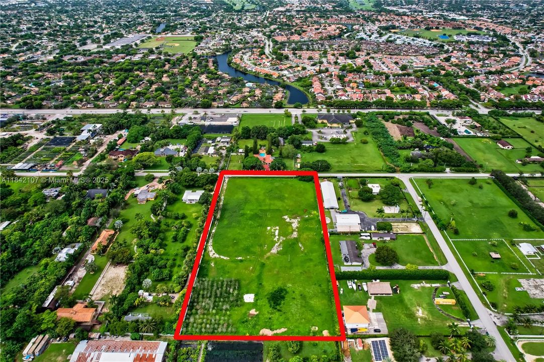 待售: $4,100,000 (5 贝兹, 7 浴室, 0 平方英尺)