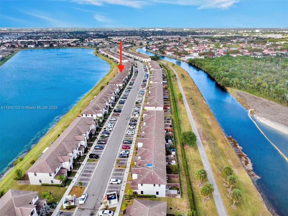 На продажу: $429,999 (3 спален, 2 ванн, 1362 Квадратных фут)