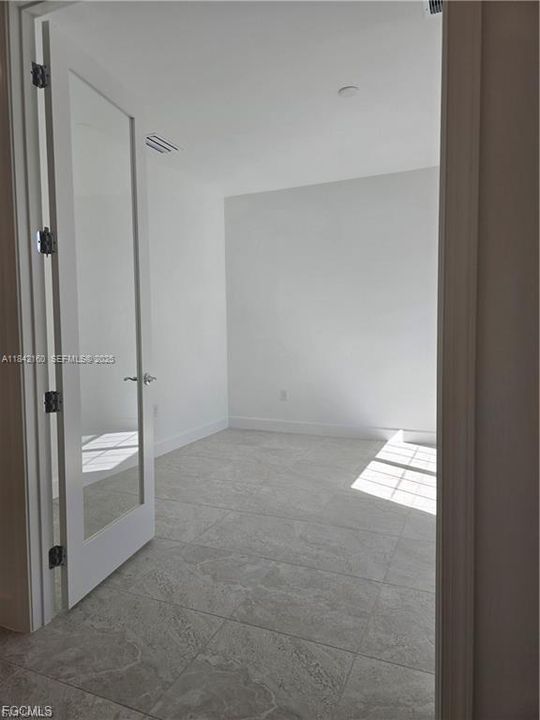 3700 Passion Vine Dr, Alva, FL 33920