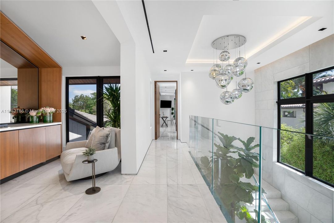 待售: $24,900,000 (6 贝兹, 7 浴室, 6334 平方英尺)