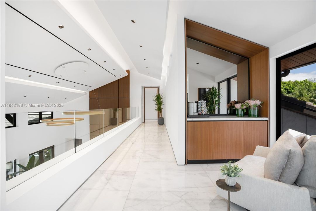 待售: $24,900,000 (6 贝兹, 7 浴室, 6334 平方英尺)