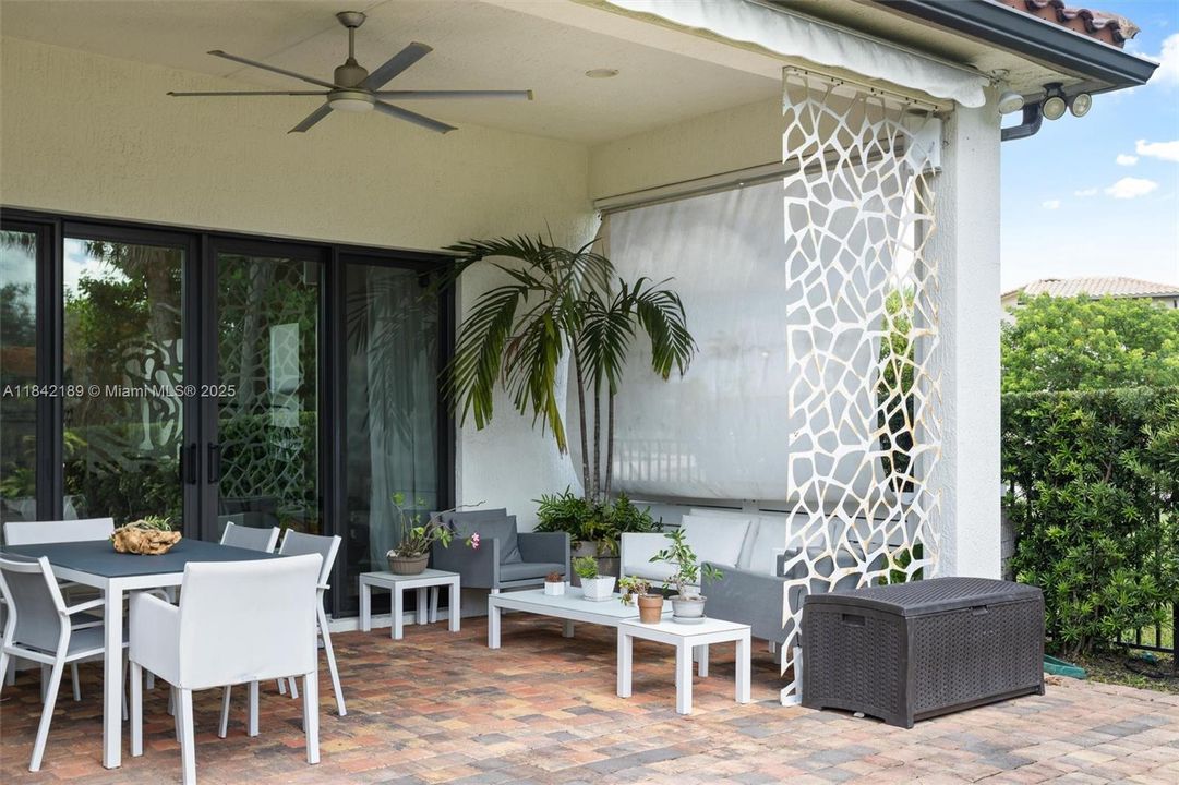 Comfortable Covered Lanai with Ceiling Fan