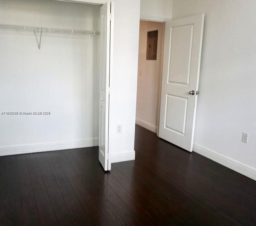 For Sale: $490,000 (2 beds, 2 baths, 1143 Square Feet)