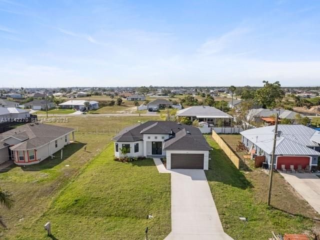 В аренду: $1,890 (4 спален, 2 ванн, 1715 Квадратных фут)