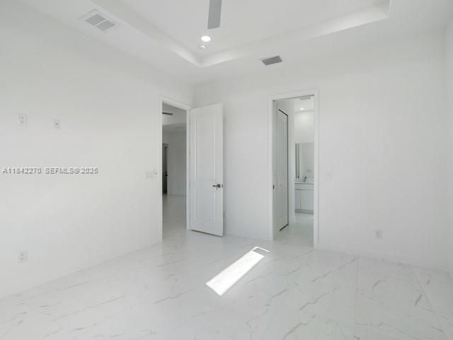 В аренду: $1,890 (4 спален, 2 ванн, 1715 Квадратных фут)