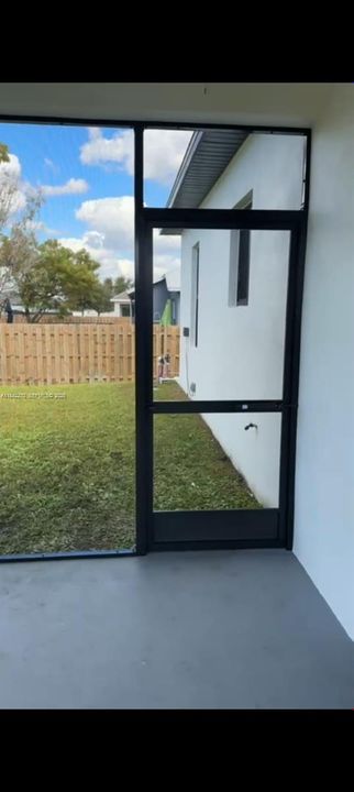 В аренду: $1,890 (4 спален, 2 ванн, 1715 Квадратных фут)