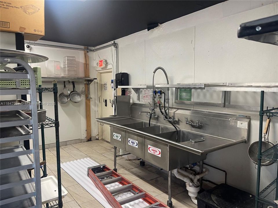 Недавно арендовано: $30 (0 спален, 0 ванн, 0 Квадратных фут)