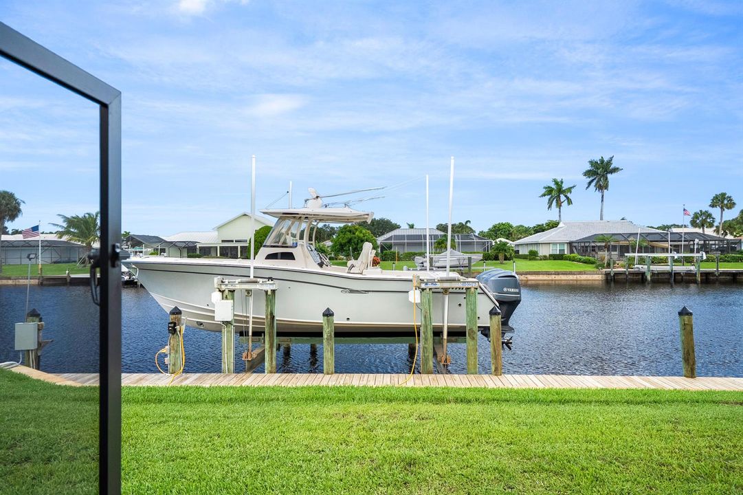 Private Boat Dock/Lift