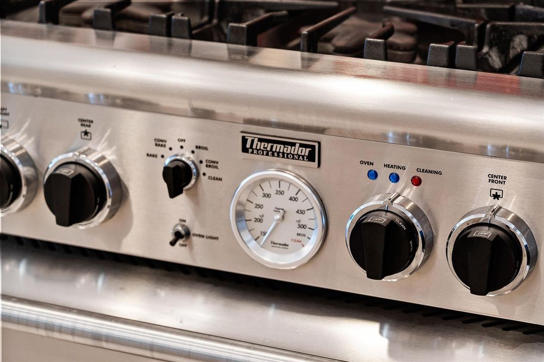 Gas Stove