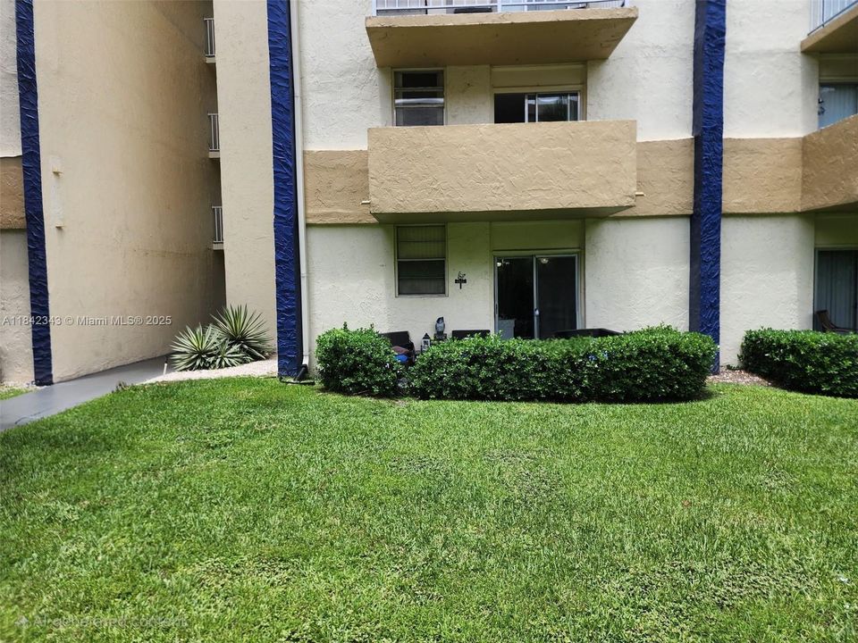 Activo con contrato: $199,900 (1 camas, 1 baños, 605 Pies cuadrados)