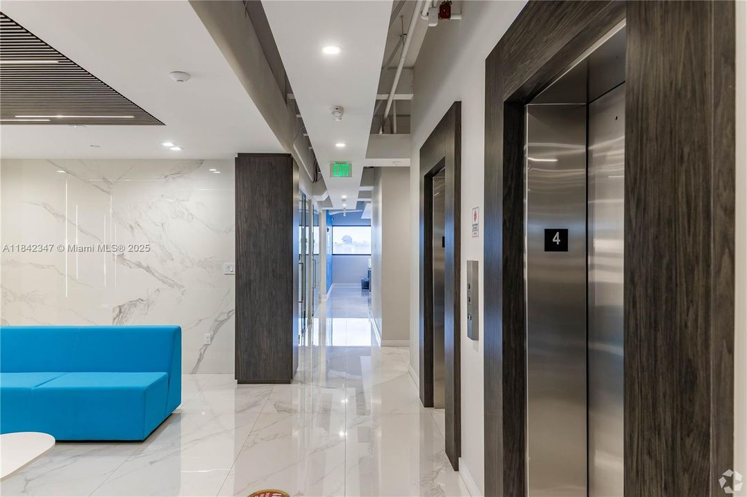 待售: $12,500,000 (0 贝兹, 0 浴室, 0 平方英尺)