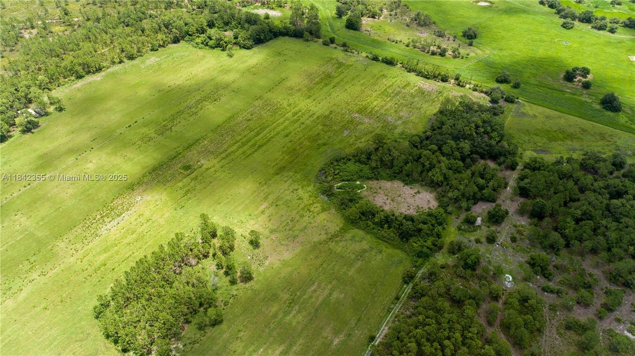 1432 Silver Lake Rd, LaBelle, FL 33935