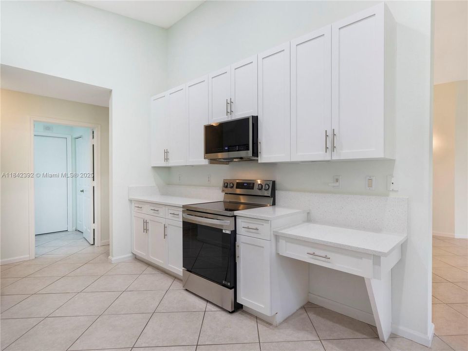 For Sale: $644,000 (3 beds, 2 baths, 2393 Square Feet)