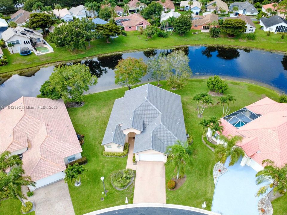 For Sale: $644,000 (3 beds, 2 baths, 2393 Square Feet)