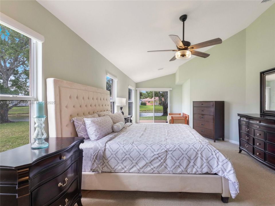 For Sale: $644,000 (3 beds, 2 baths, 2393 Square Feet)