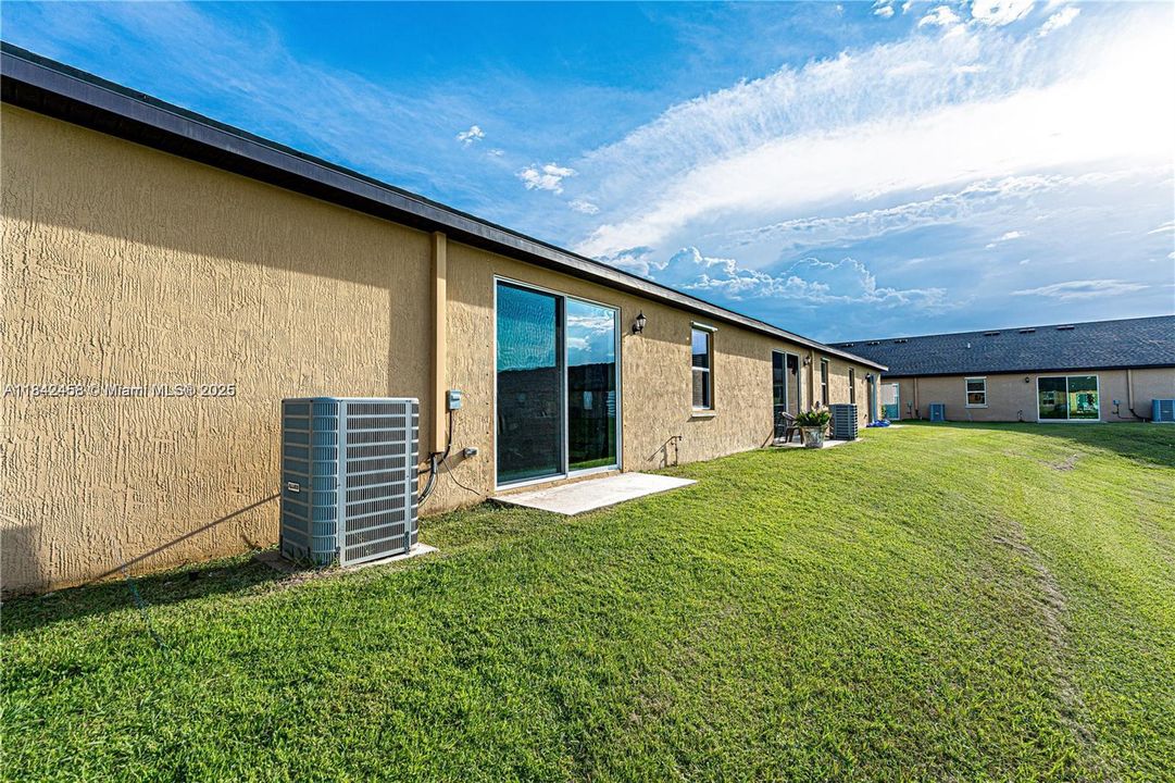 Недавно арендовано: $2,300 (3 спален, 2 ванн, 1389 Квадратных фут)