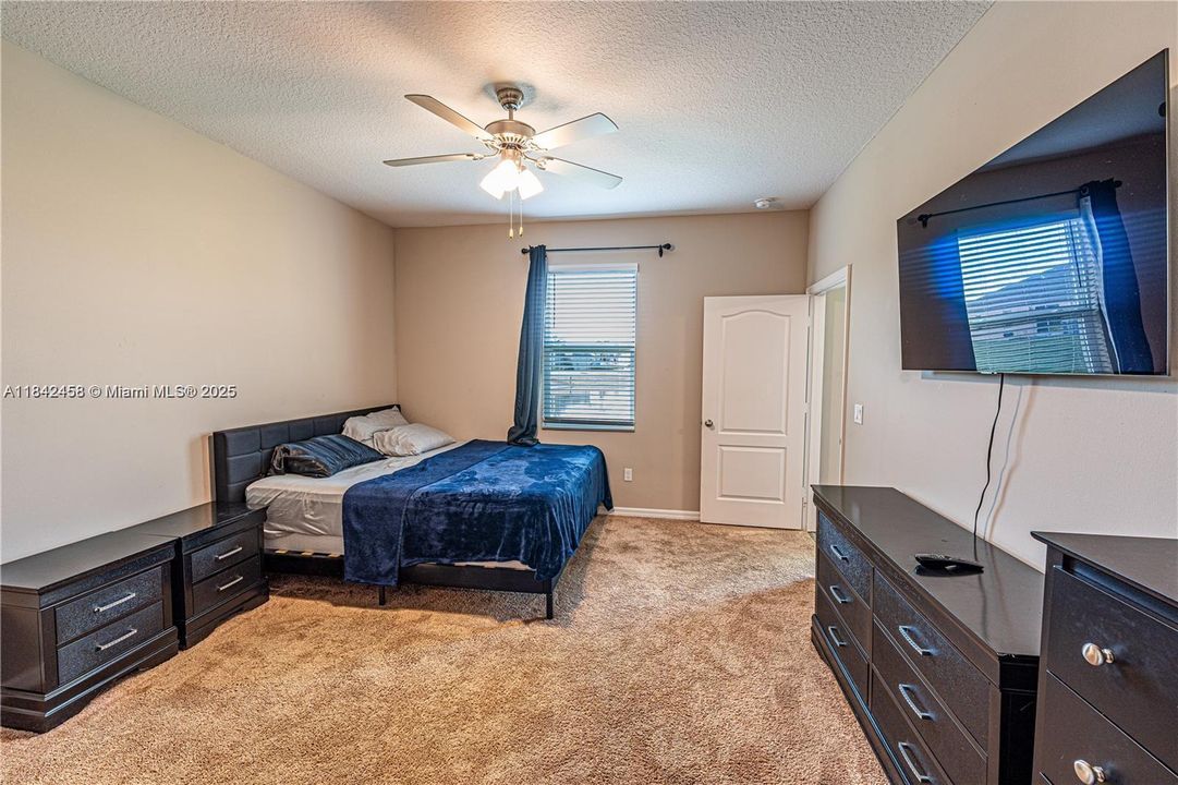 Недавно арендовано: $2,300 (3 спален, 2 ванн, 1389 Квадратных фут)