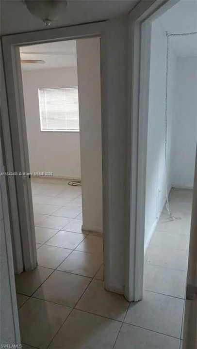 В аренду: $1,400 (2 спален, 1 ванн, 928 Квадратных фут)