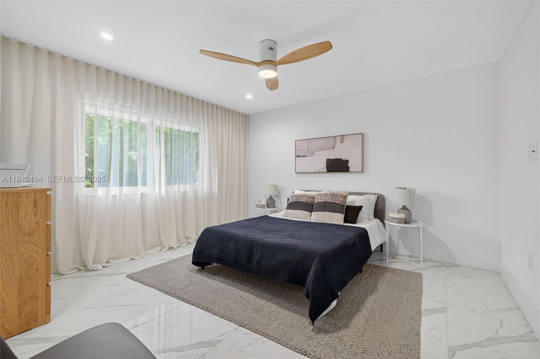 待售: $2,700,000 (5 贝兹, 4 浴室, 2899 平方英尺)