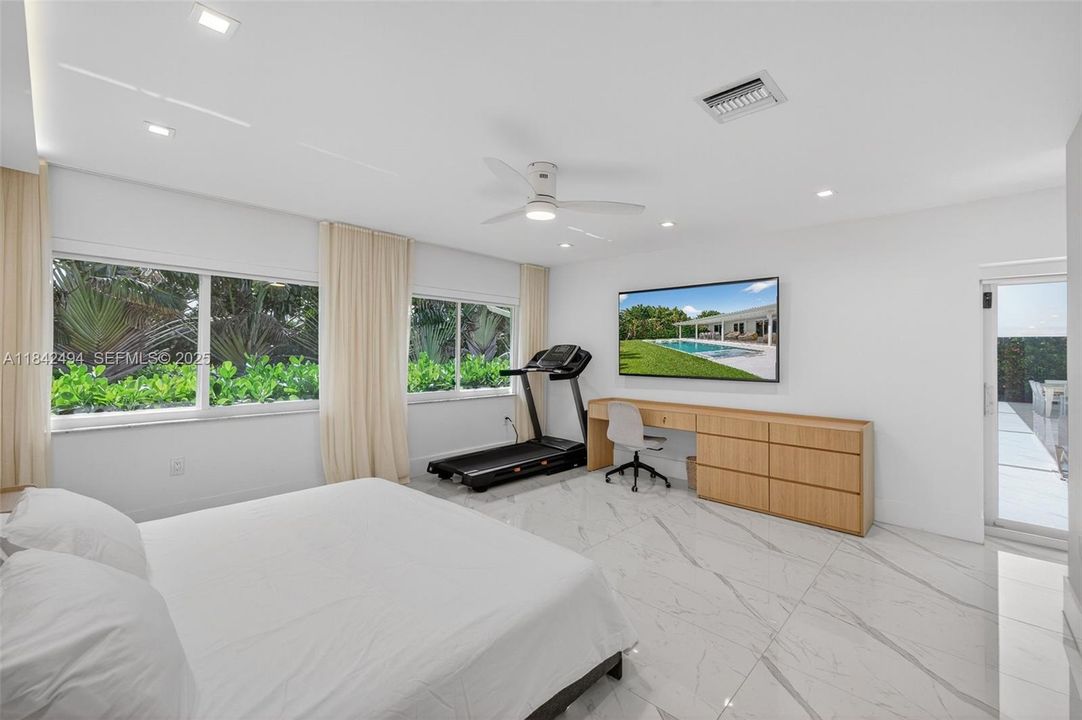 待售: $2,700,000 (5 贝兹, 4 浴室, 2899 平方英尺)