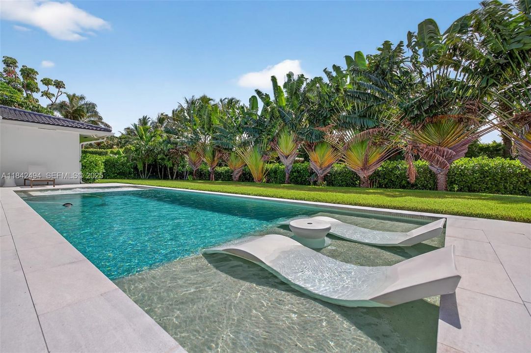 待售: $2,700,000 (5 贝兹, 4 浴室, 2899 平方英尺)