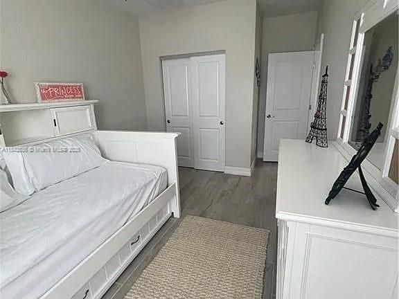 For Rent: $2,500 (3 beds, 2 baths, 2204 Square Feet)