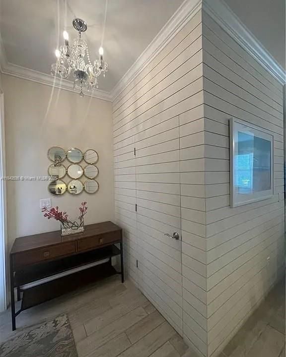 For Rent: $2,500 (3 beds, 2 baths, 2204 Square Feet)