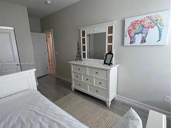 For Rent: $2,500 (3 beds, 2 baths, 2204 Square Feet)