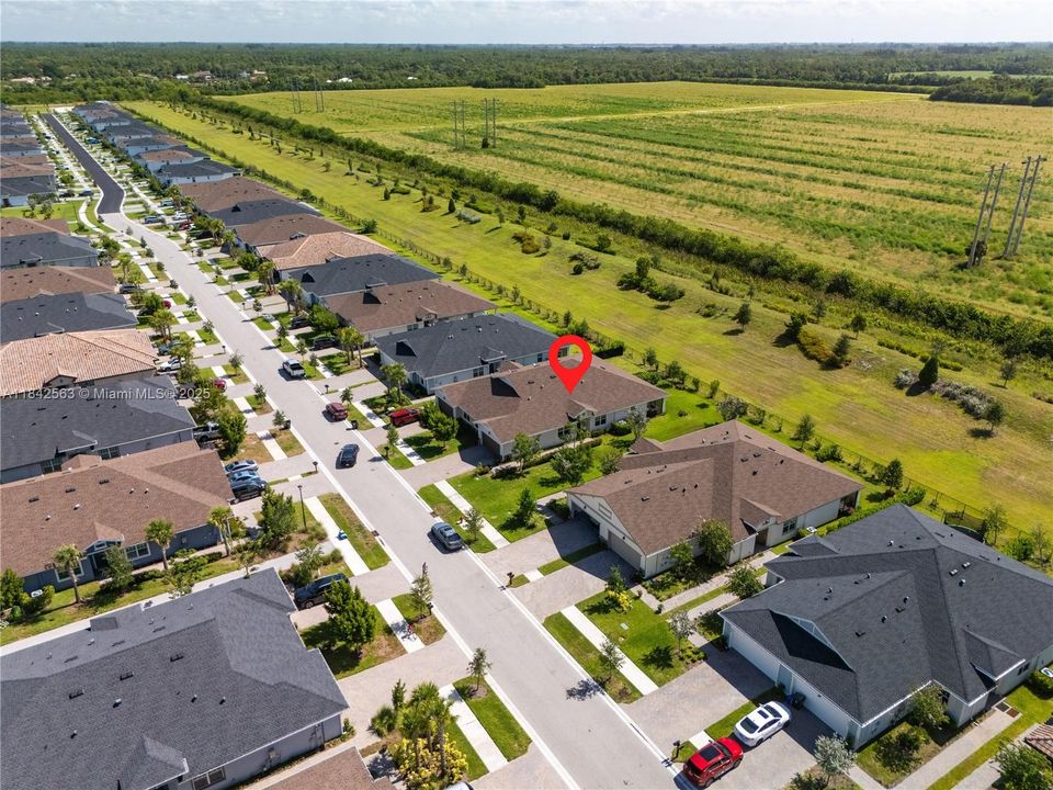 For Sale: $519,000 (3 beds, 2 baths, 1952 Square Feet)