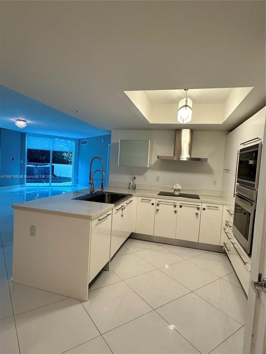 En Venta: $795,000 (3 camas, 2 baños, 1448 Pies cuadrados)