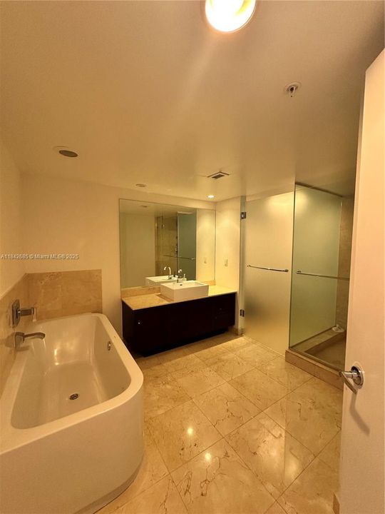 En Venta: $795,000 (3 camas, 2 baños, 1448 Pies cuadrados)