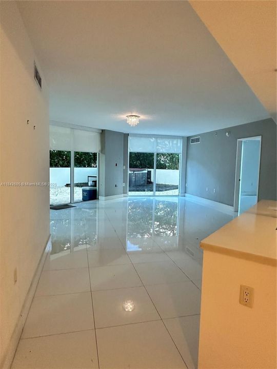 En Venta: $795,000 (3 camas, 2 baños, 1448 Pies cuadrados)