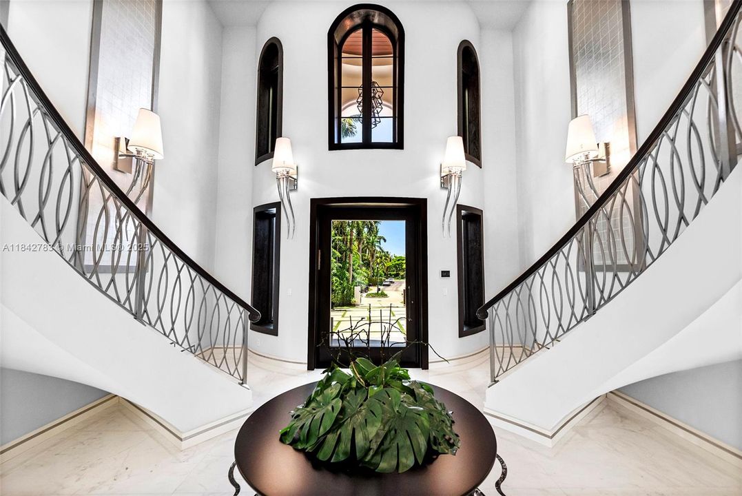 For Sale: $29,995,000 (8 beds, 9 baths, 8353 Square Feet)