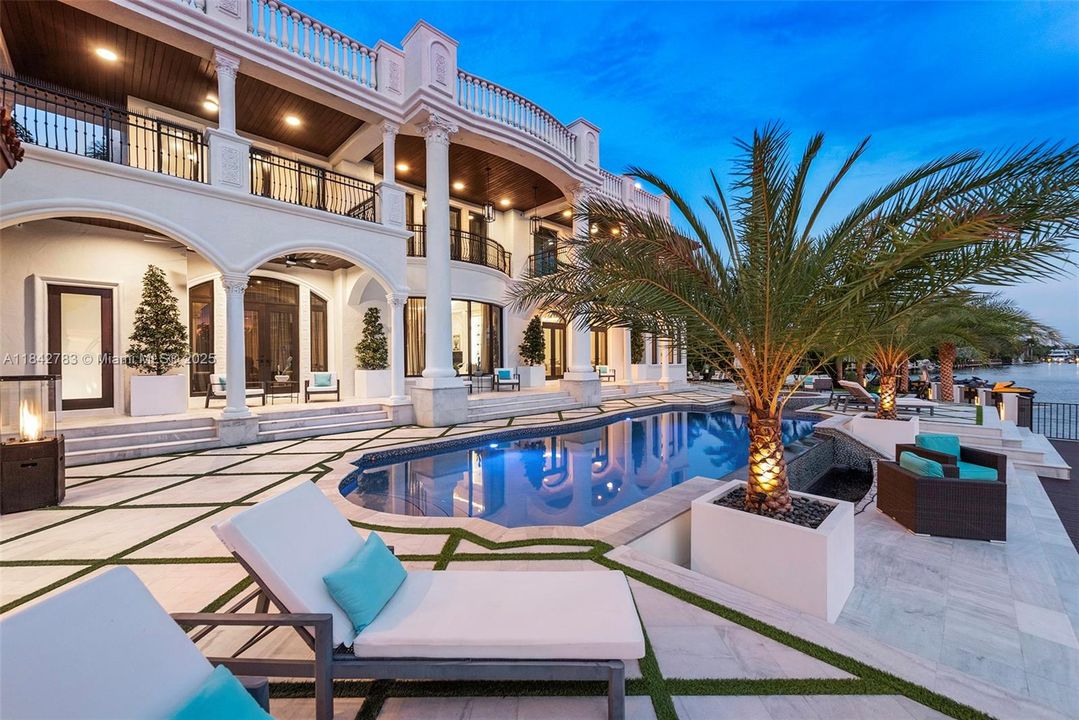 For Sale: $29,995,000 (8 beds, 9 baths, 8353 Square Feet)