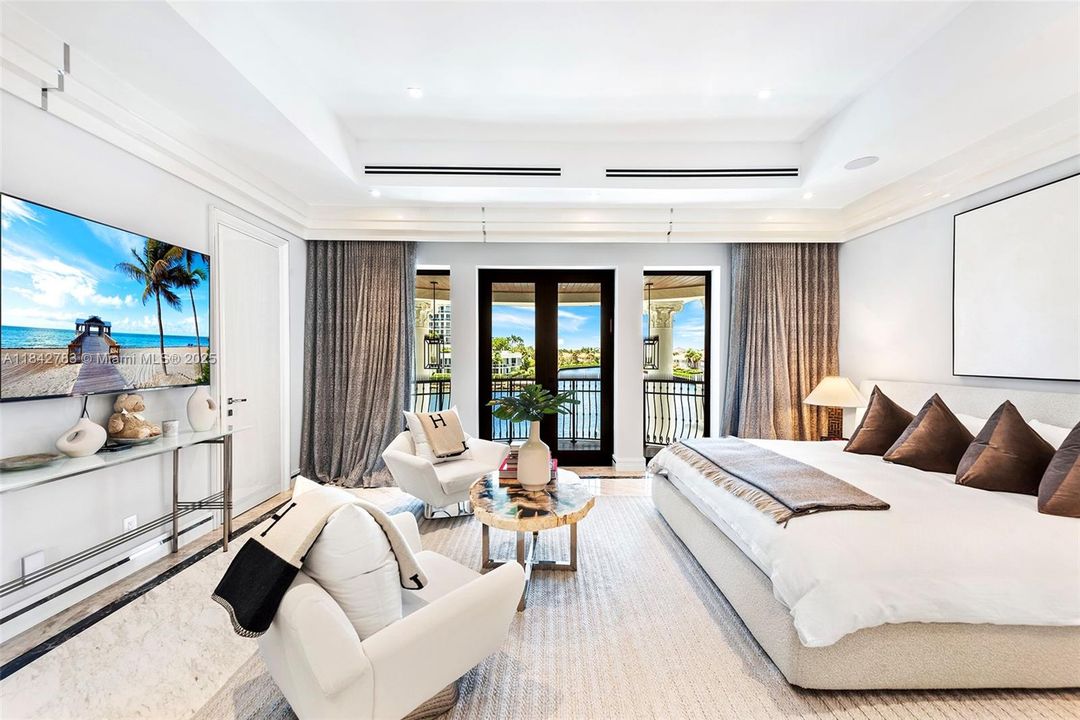 For Sale: $29,995,000 (8 beds, 9 baths, 8353 Square Feet)