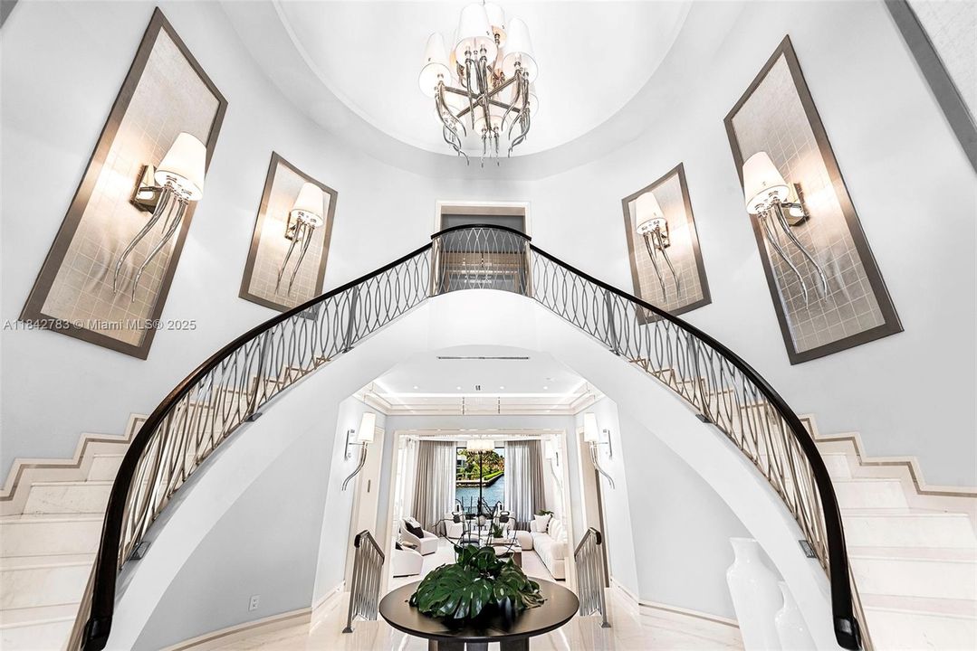 For Sale: $29,995,000 (8 beds, 9 baths, 8353 Square Feet)